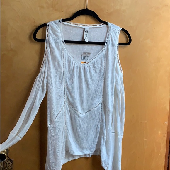 American Rag Tops - American rag‎ off the shoulder white top